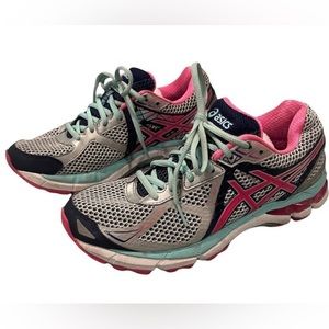 Asics GT-2000 Running Shoes Women's sz 10.5